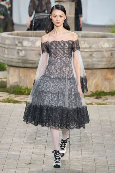 Look 56